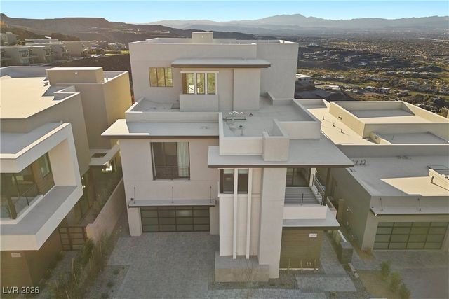 577 Overlook Rim Drive, Henderson, NV 89012
