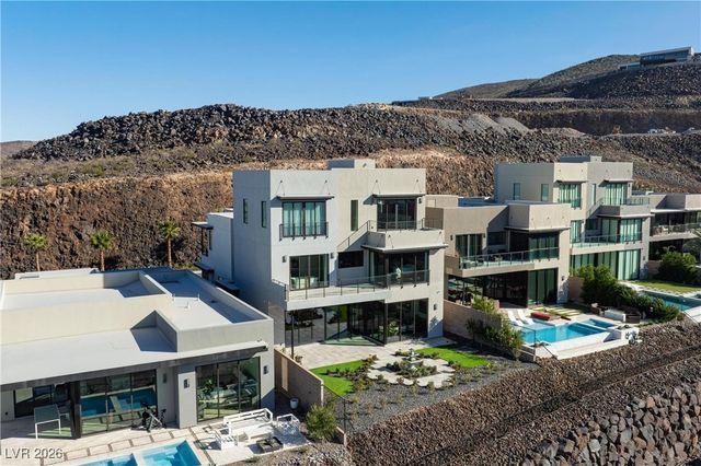 577 Overlook Rim Drive, Henderson, NV 89012