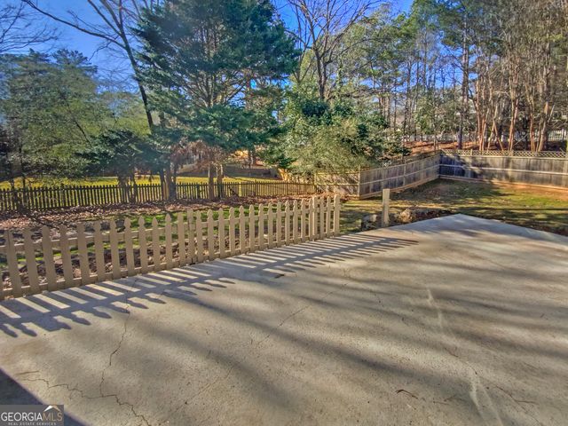 7185 Meadowsweet Trace, Roswell, GA 30076