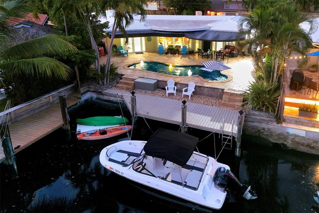 1500 NE 24th St, Wilton Manors, FL 33305