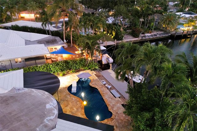 1500 NE 24th St, Wilton Manors, FL 33305