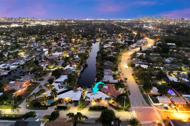 1500 NE 24th St, Wilton Manors, FL 33305