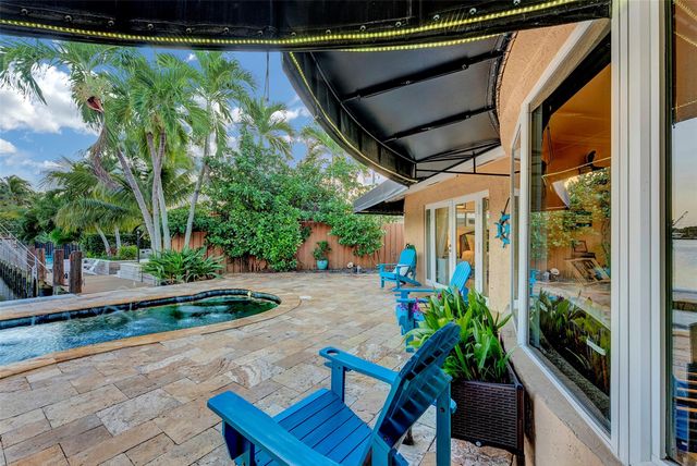 1500 NE 24th St, Wilton Manors, FL 33305