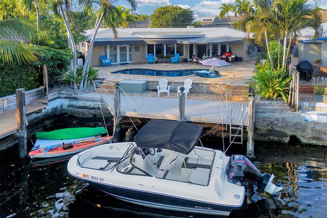 1500 NE 24th St, Wilton Manors, FL 33305