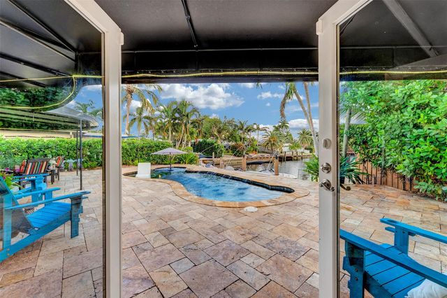 1500 NE 24th St, Wilton Manors, FL 33305