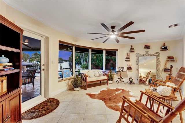 1500 NE 24th St, Wilton Manors, FL 33305