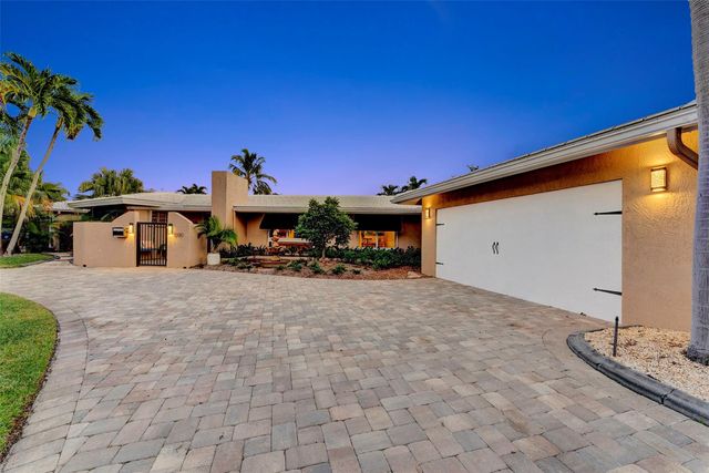 1500 NE 24th St, Wilton Manors, FL 33305