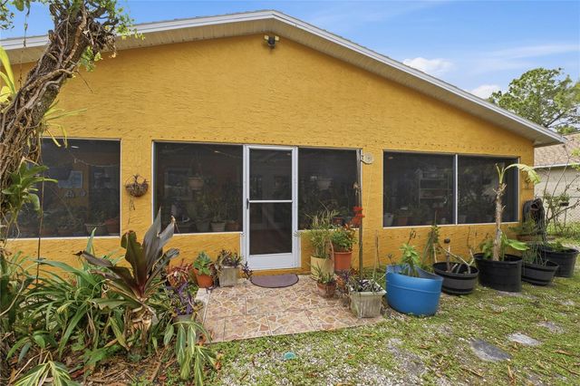 675 BASINGSTOKE COURT, Poinciana, FL 34758