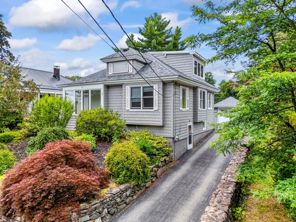 16 Beacon Avenue, Auburn, ME 04210 — exterior