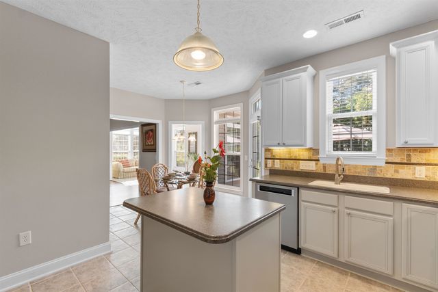 333 Green Creek Bay Circle, Murrells Inlet, SC 29576