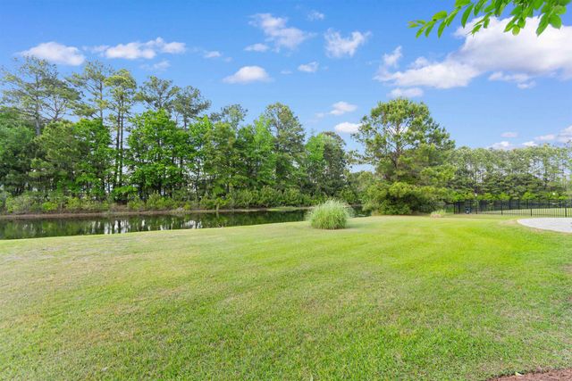 333 Green Creek Bay Circle, Murrells Inlet, SC 29576