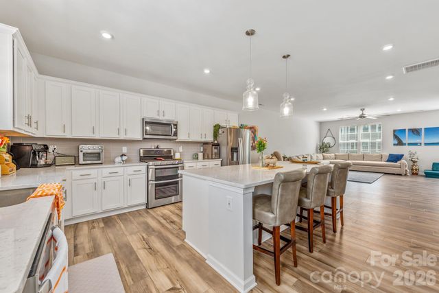 4358 Reed Creek Drive, Sherrills Ford, NC 28673