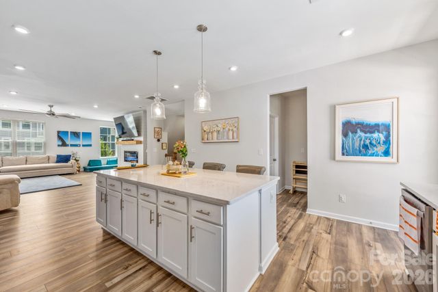 4358 Reed Creek Drive, Sherrills Ford, NC 28673