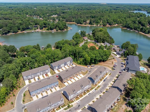 4358 Reed Creek Drive, Sherrills Ford, NC 28673