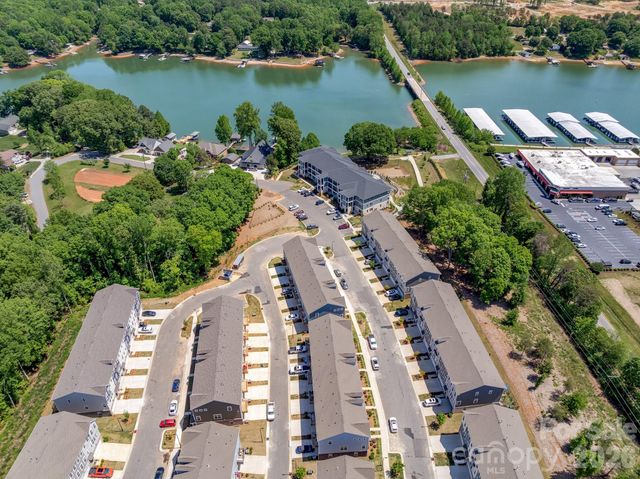 4358 Reed Creek Drive, Sherrills Ford, NC 28673