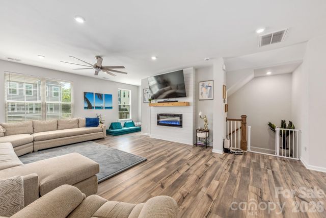 4358 Reed Creek Drive, Sherrills Ford, NC 28673