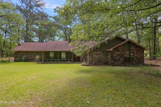 406 Springwood Circle, Terry, MS 39170