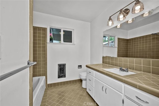 70 Lupoyoma Avenue, Lakeport, CA 95453