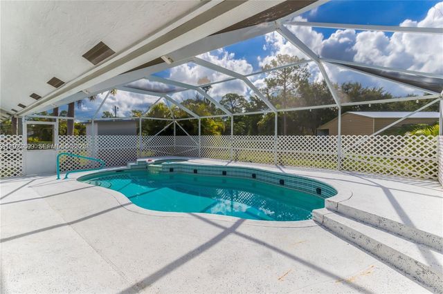 17996 N 42nd Rd N, Loxahatchee, FL 33470