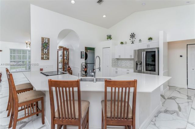 17996 N 42nd Rd N, Loxahatchee, FL 33470