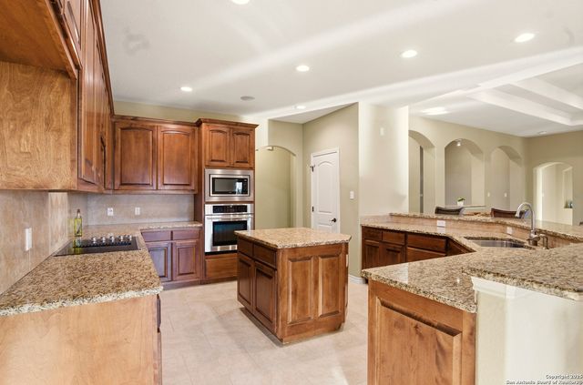 8532 Verano, San Antonio, TX 78266