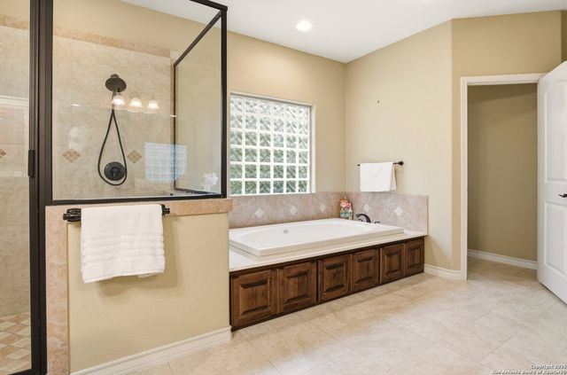 8532 Verano, San Antonio, TX 78266