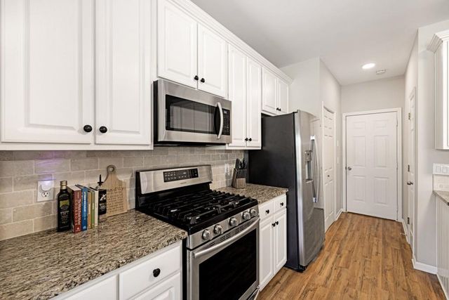 1574 Ember Oaks Circle, Powder Springs, GA 30127