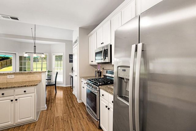 1574 Ember Oaks Circle, Powder Springs, GA 30127