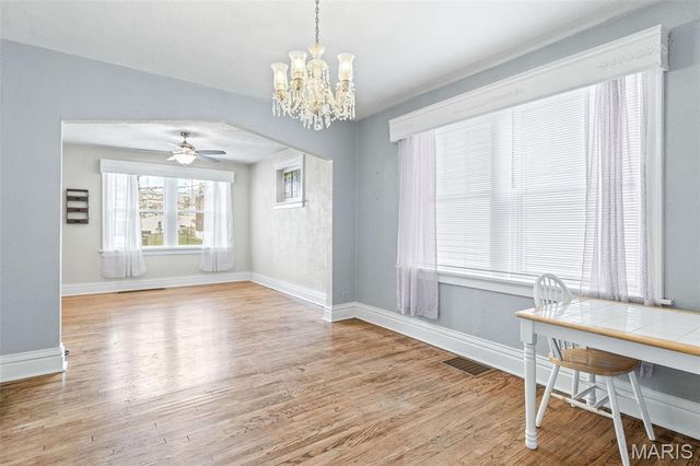 6242 Marmaduke Avenue, St Louis, MO 63139