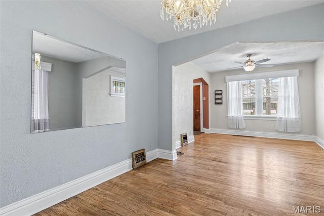 6242 Marmaduke Avenue, St Louis, MO 63139