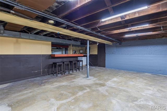 6242 Marmaduke Avenue, St Louis, MO 63139