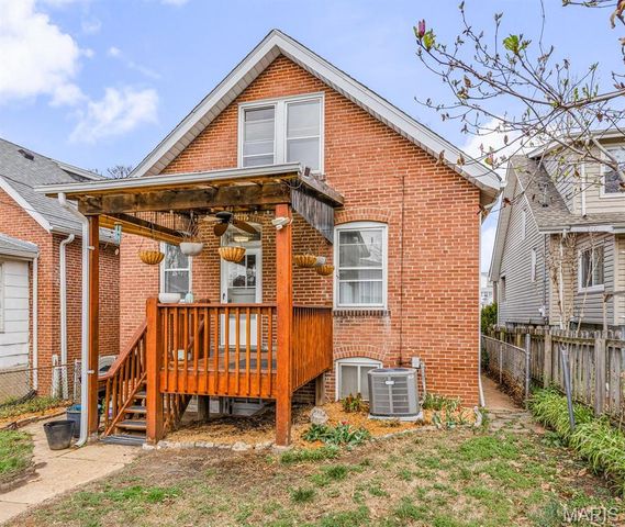 6242 Marmaduke Avenue, St Louis, MO 63139