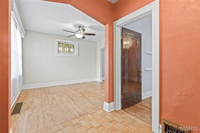 6242 Marmaduke Avenue, St Louis, MO 63139