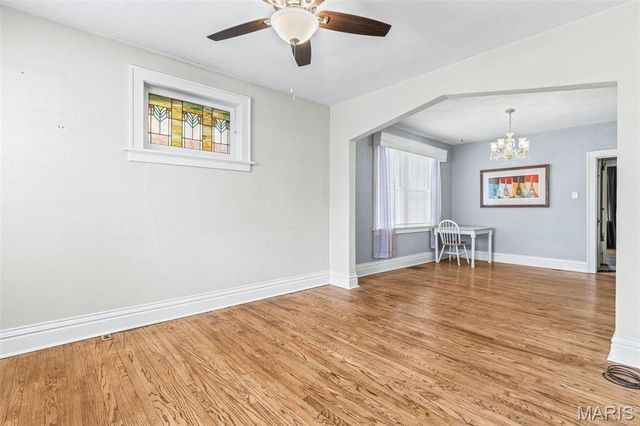 6242 Marmaduke Avenue, St Louis, MO 63139