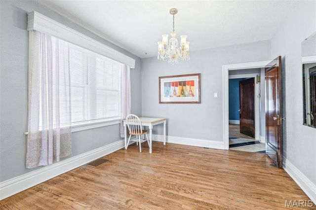 6242 Marmaduke Avenue, St Louis, MO 63139