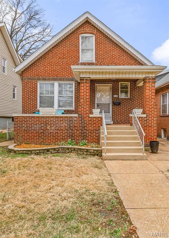 6242 Marmaduke Avenue, St Louis, MO 63139
