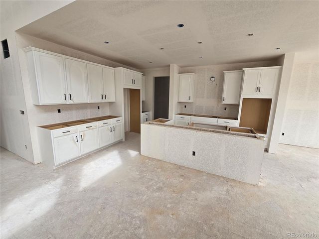 8776 Whiteclover Street, Littleton, CO 80125