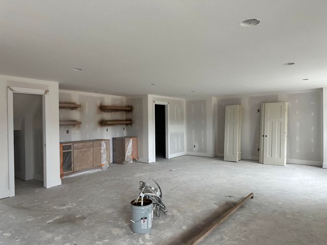 4411 N Grey Meadows Ct, Maize, KS 67101