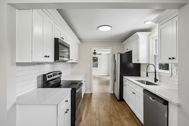 209 Ridgeway Dr, Nashville, TN 37214