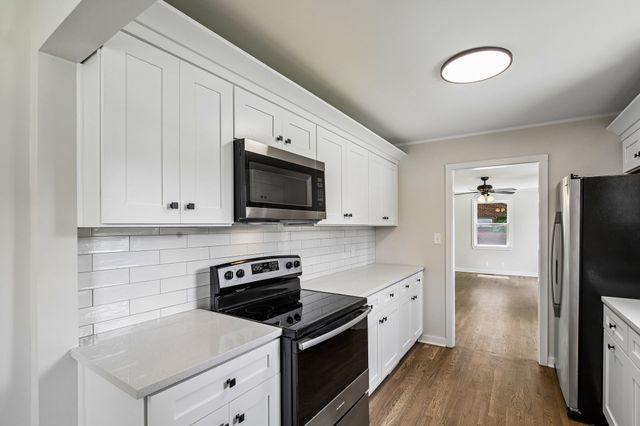 209 Ridgeway Dr, Nashville, TN 37214