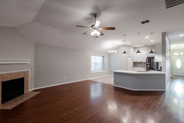 12136 Lamington Drive, Fort Worth, TX 76244