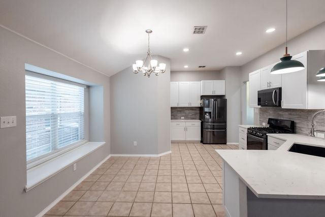 12136 Lamington Drive, Fort Worth, TX 76244