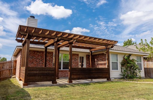 12136 Lamington Drive, Fort Worth, TX 76244