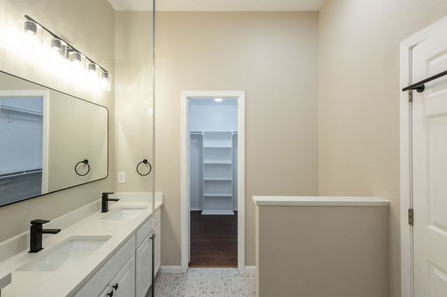 12136 Lamington Drive, Fort Worth, TX 76244