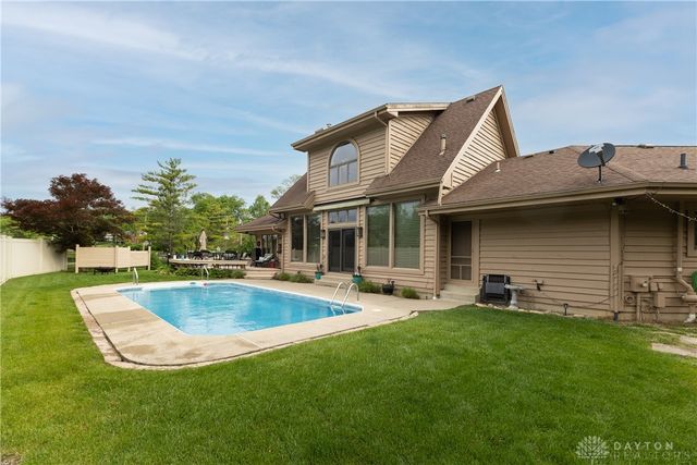 1000 Echo Lake Drive, Piqua, OH 45356
