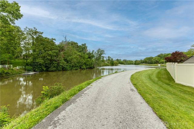1000 Echo Lake Drive, Piqua, OH 45356