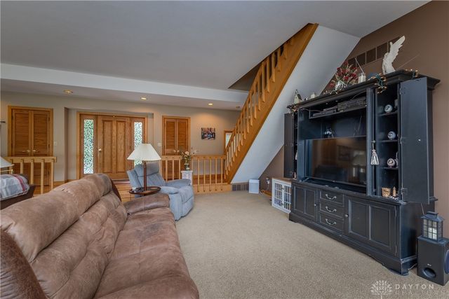 1000 Echo Lake Drive, Piqua, OH 45356