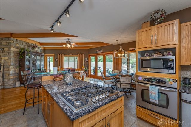 1000 Echo Lake Drive, Piqua, OH 45356