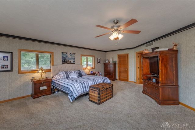 1000 Echo Lake Drive, Piqua, OH 45356