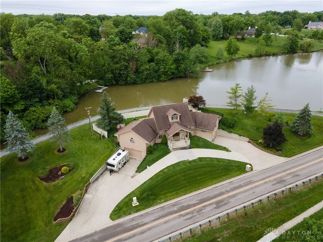 1000 Echo Lake Drive, Piqua, OH 45356